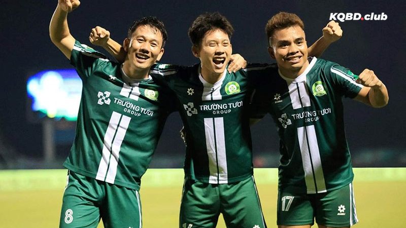 Cuộc đua thăng hạng khốc liệt tại giải hạng nhất Việt Nam Cuộc đua thăng hạng khốc liệt tại giải hạng nhất Việt Nam